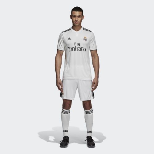 Форма Real Madrid Домашняя 2018 2019 с коротким рукавом S(44)